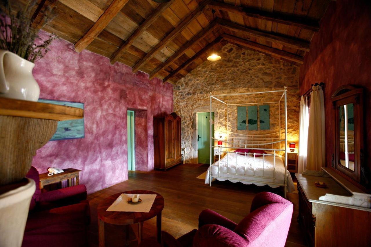 Hotel Village Balatura - Exclusive Veggie Tribalj  Buitenkant foto